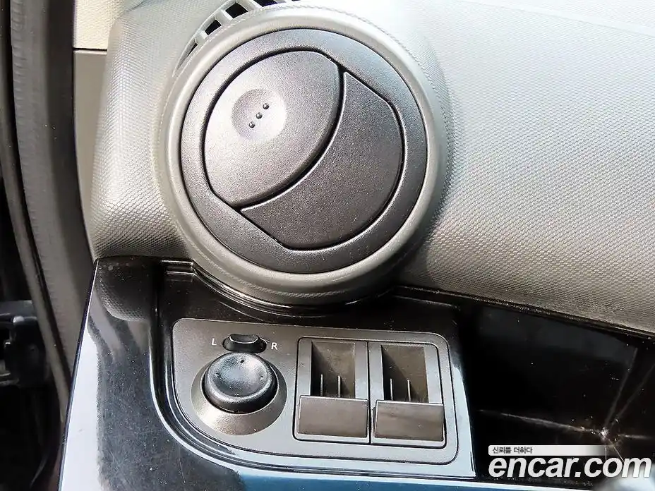 Chevrolet Spark 2012 1.0 Автомат в Москве № 38476, фото 15