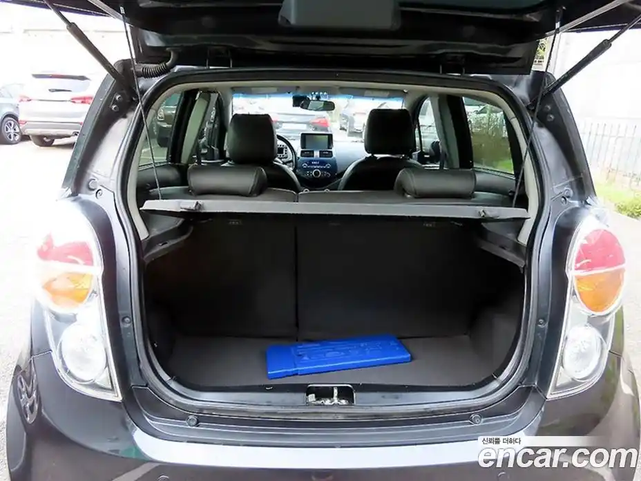 Chevrolet Spark 2012 1.0 Автомат в Москве № 38476, фото 18