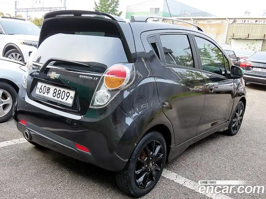 Chevrolet Spark 2012 1.0 Автомат в Москве № 38476, фото 3