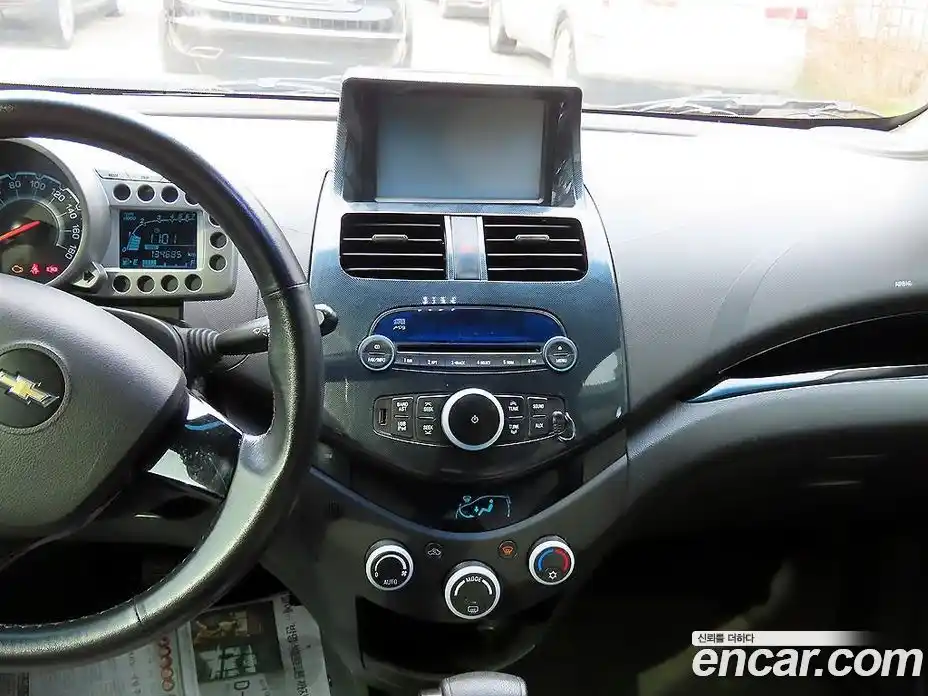 Chevrolet Spark 2012 1.0 Автомат в Москве № 38476, фото 10