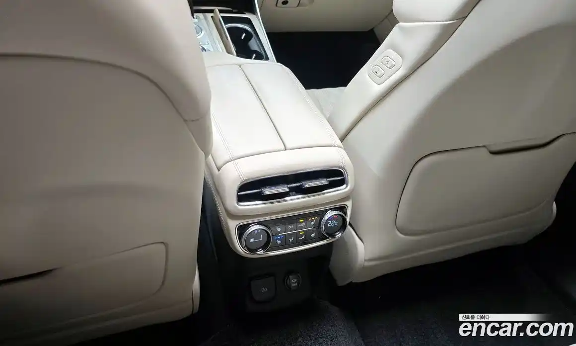 Genesis GV80 2020 2.5 Автомат в Москве № 386248, фото 18