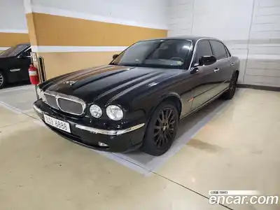 Jaguar XJ-8, 2005