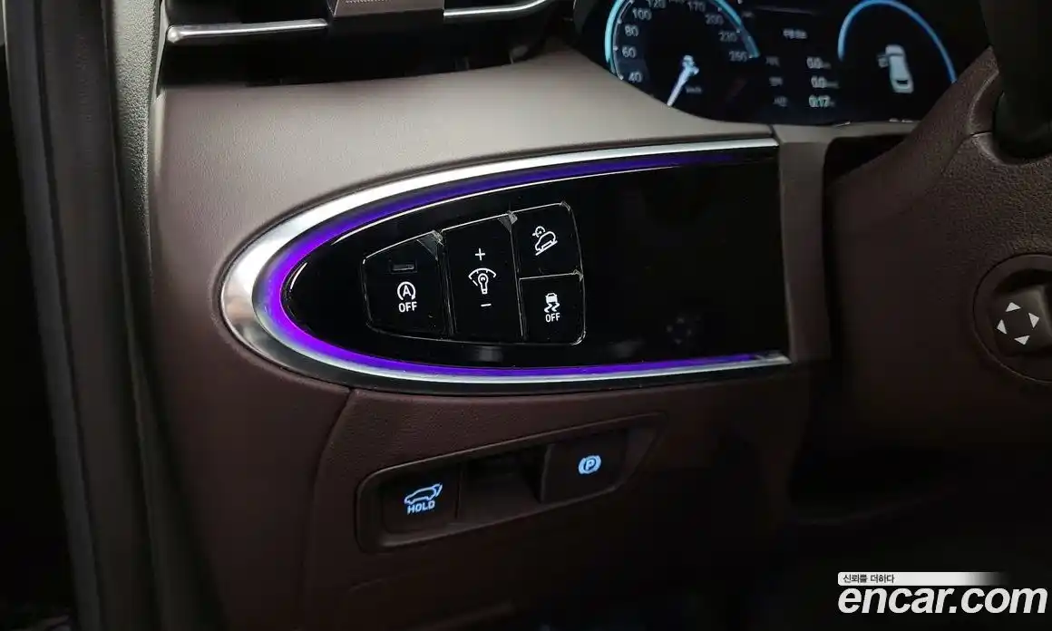 Genesis GV70 2023 2.5 Автомат в Москве № 386773, фото 13