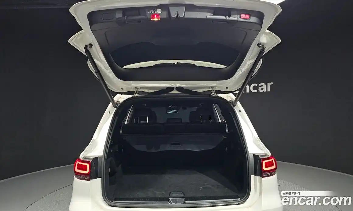 Mercedes-Benz GLB-Class 2023 1.9 Автомат в Москве № 390446, фото 20