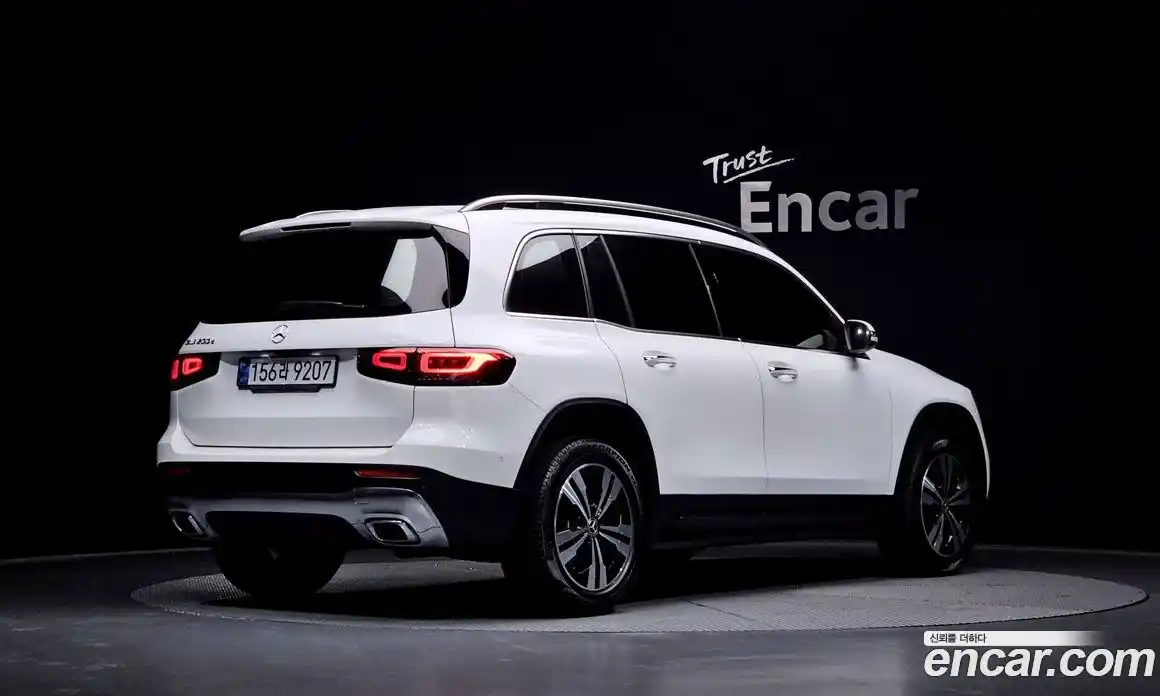 Mercedes-Benz GLB-Class 2023 1.9 Автомат в Москве № 390446, фото 2