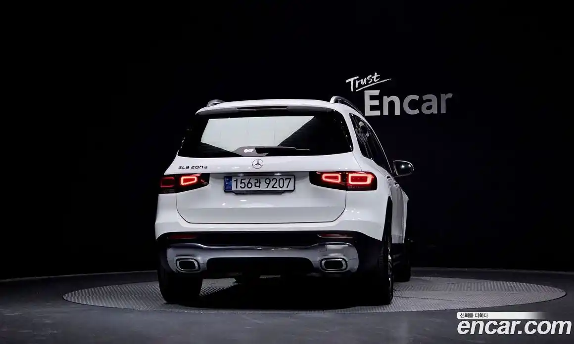 Mercedes-Benz GLB-Class 2023 1.9 Автомат в Москве № 390446, фото 4