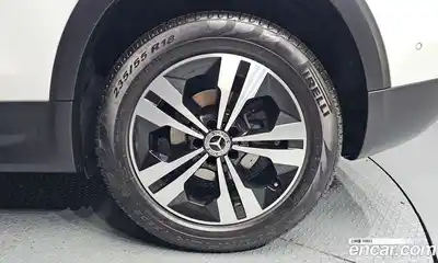 Mercedes-Benz GLB-Class 2023 1.9 Автомат в Москве № 390446, миниатюра 5