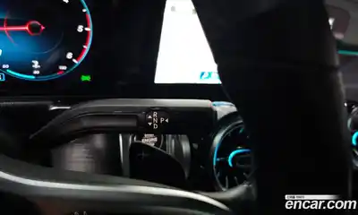 Mercedes-Benz GLB-Class 2023 1.9 Автомат в Москве № 390446, миниатюра 9