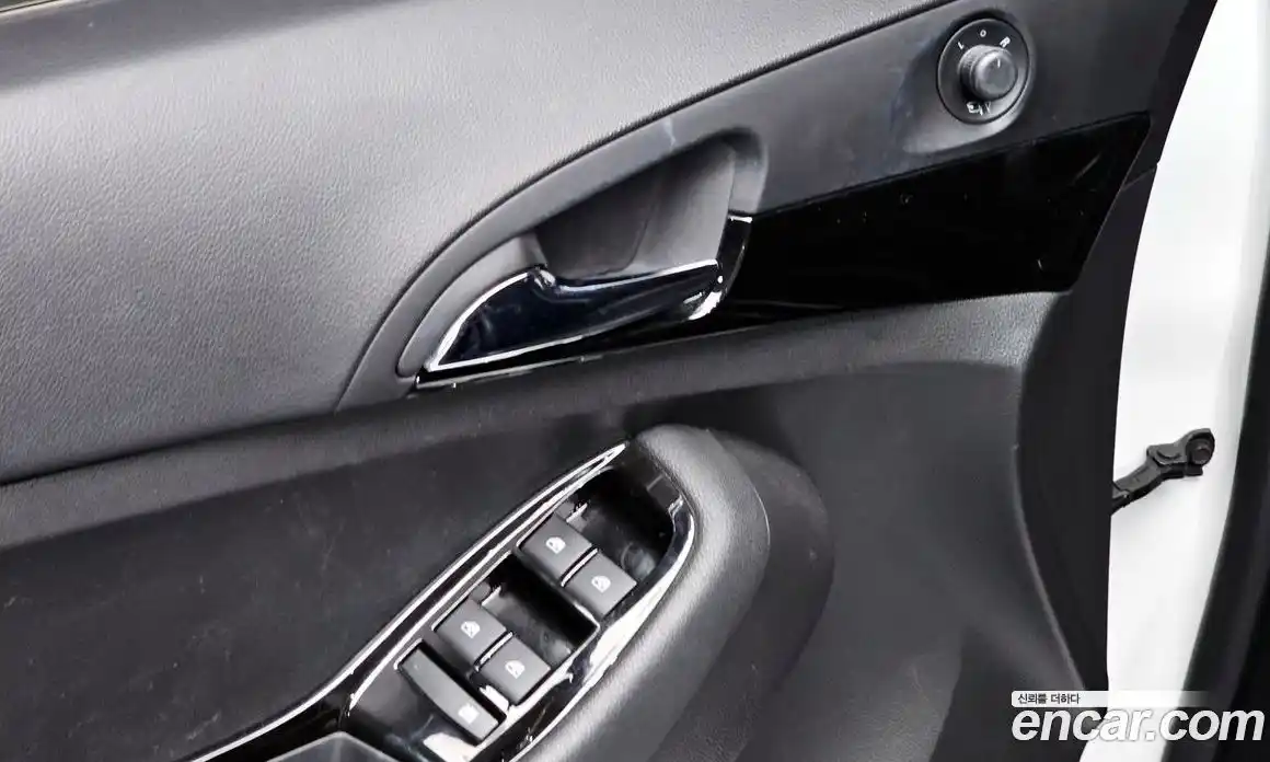 Chevrolet Orlando 2016 2.0 Автомат в Москве № 39099, фото 3