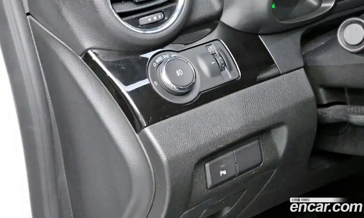 Chevrolet Orlando 2016 2.0 Автомат в Москве № 39099, фото 9