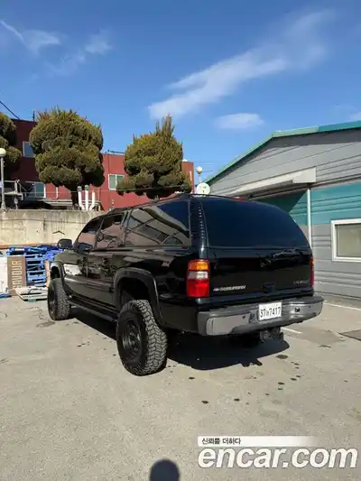 Chevrolet Surburban 2002 5.3 Автомат в Москве № 404741, миниатюра 2