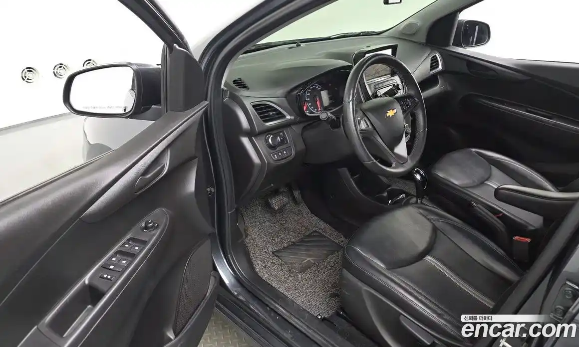 Chevrolet Spark 2019 1.0 Автомат в Москве № 41438, фото 19