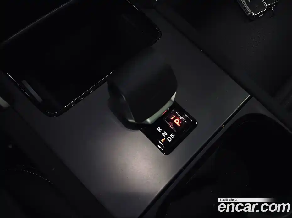 Land Rover Discovery Sport 2025 2.0 Автомат в Москве № 416472, фото 9