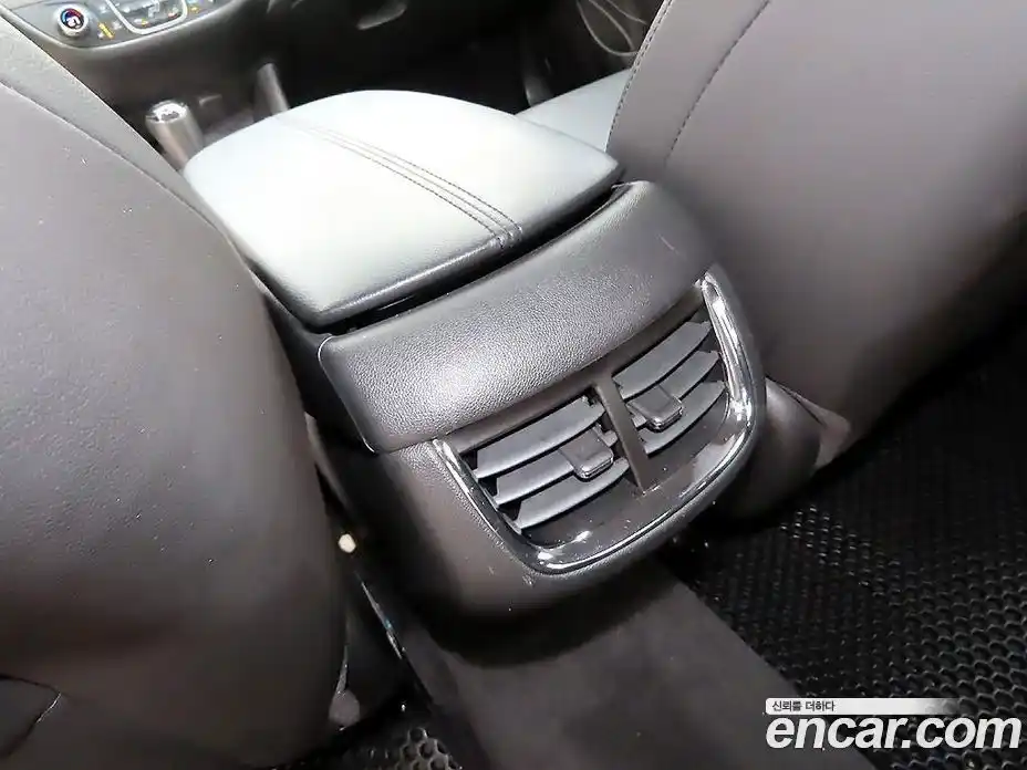 Chevrolet Malibu 2017 2.0 Автомат в Москве № 41765, фото 17