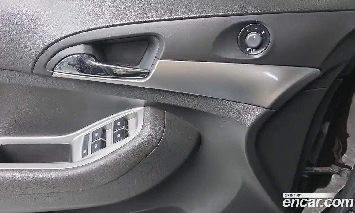 Chevrolet Orlando 2013 2.0 Автомат в Москве № 42075, фото 6