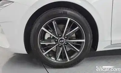 Hyundai Grandeur 2022 3.3 Автомат в Москве № 43015, миниатюра 3