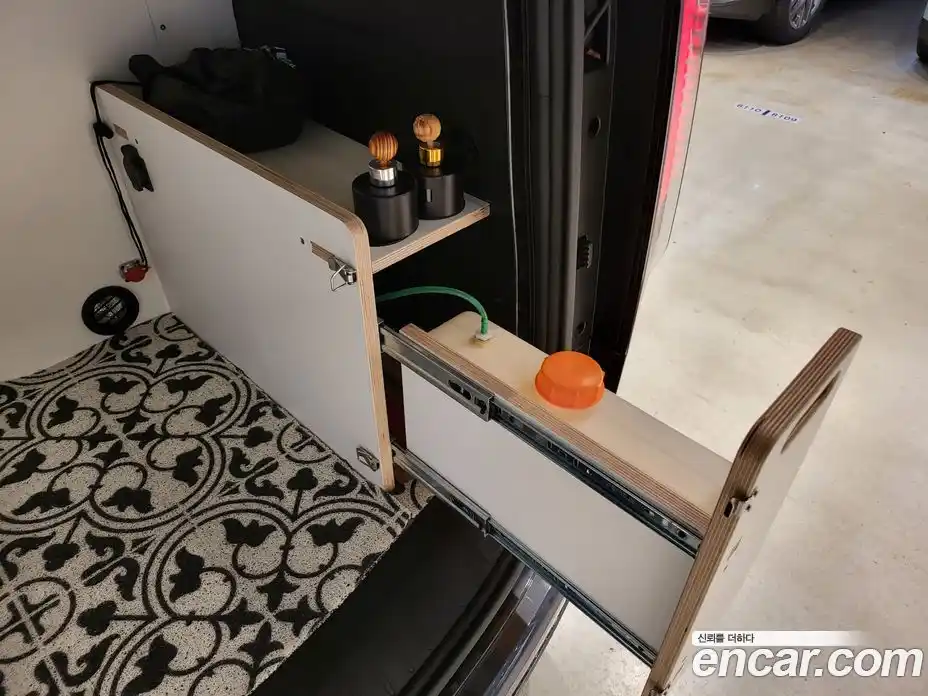 Hyundai Staria 2024 3.5 Автомат в Москве № 43657, фото 17