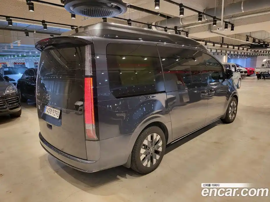 Hyundai Staria 2024 3.5 Автомат в Москве № 43657, фото 4