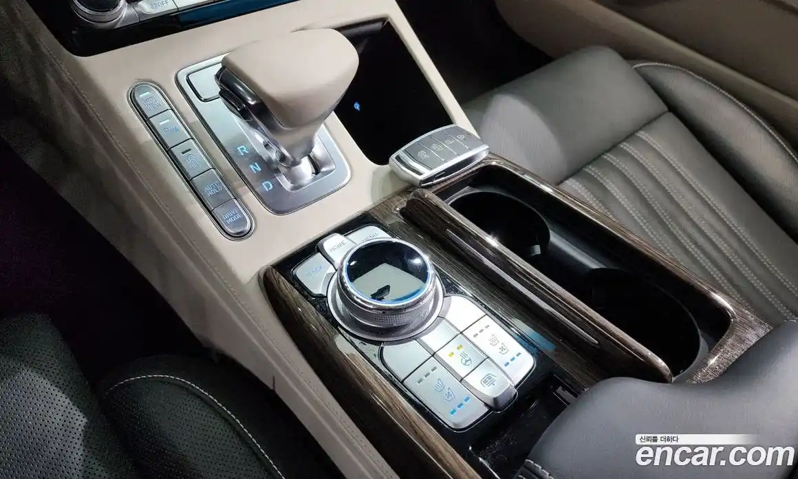 Genesis G90 2020 3.8 Автомат в Москве № 48005, фото 15