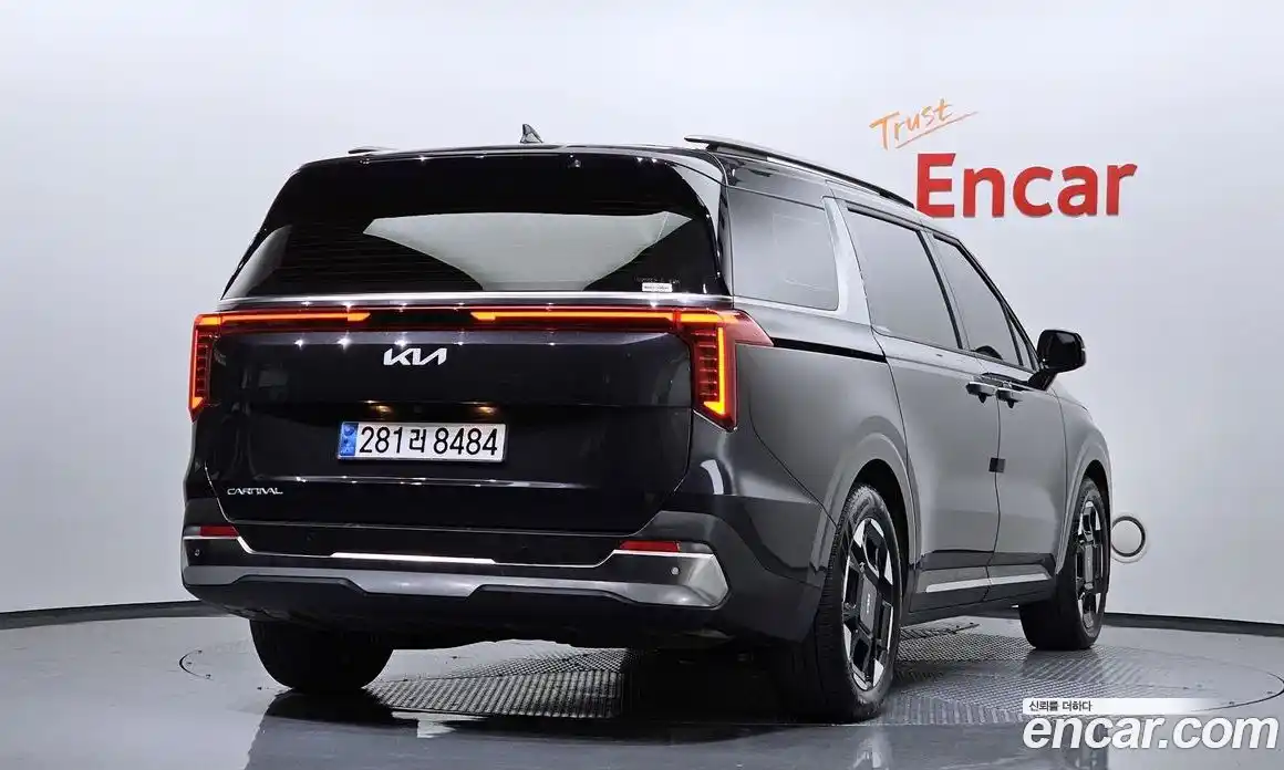 Kia Canival 2024 3.5 Автомат в Москве № 51872, фото 4