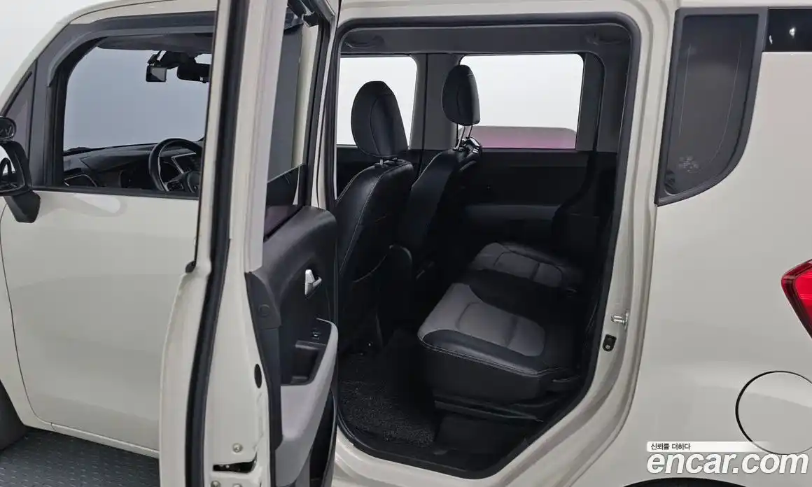 Kia Ray 2021 1.0 Автомат в Москве № 53651, фото 3