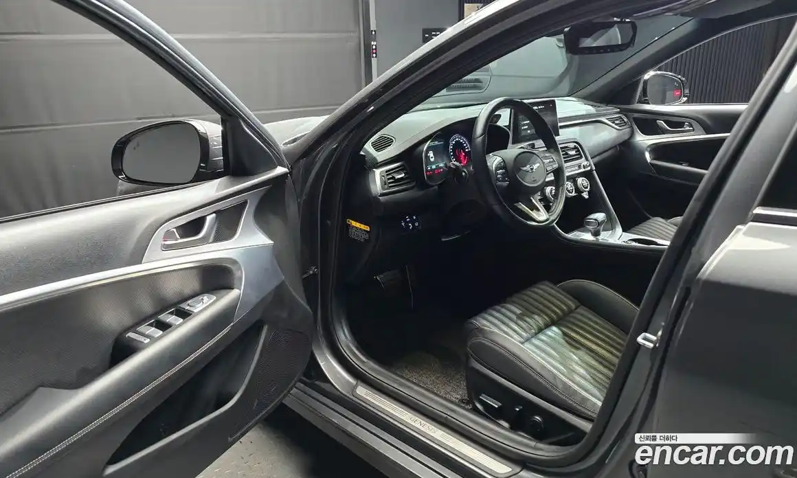 Genesis G70 2019 2.0 Автомат в Москве № 57238, фото 13