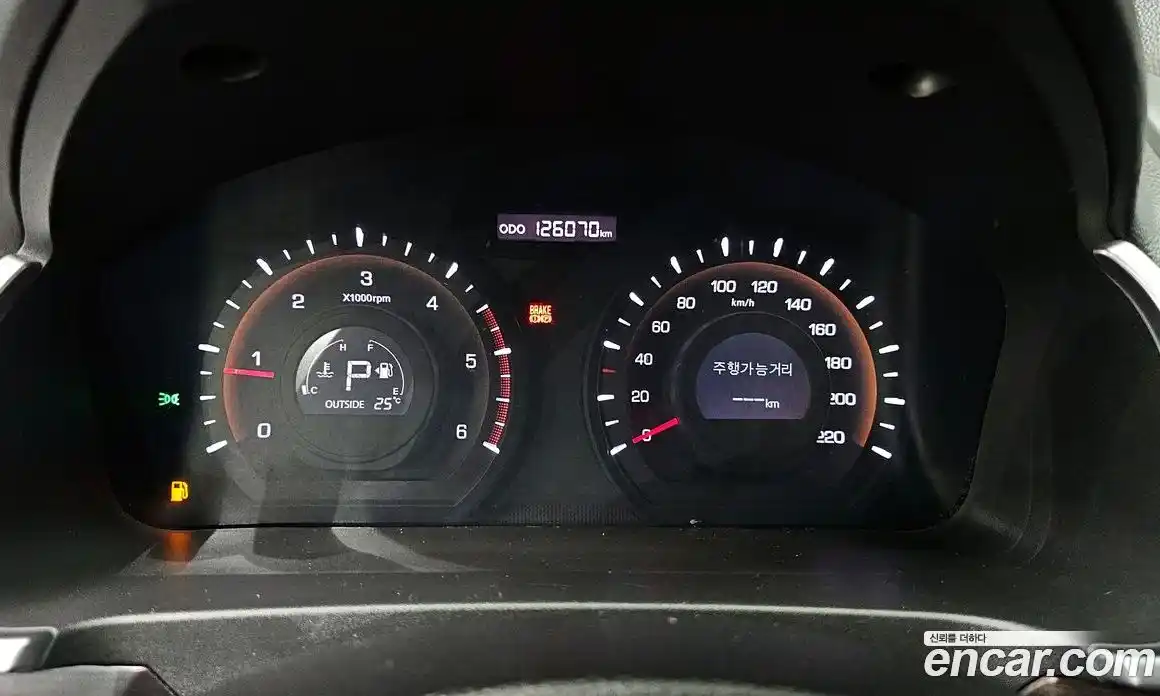 SsangYong Korando 2015 2.0 Автомат в Москве № 62382, фото 9