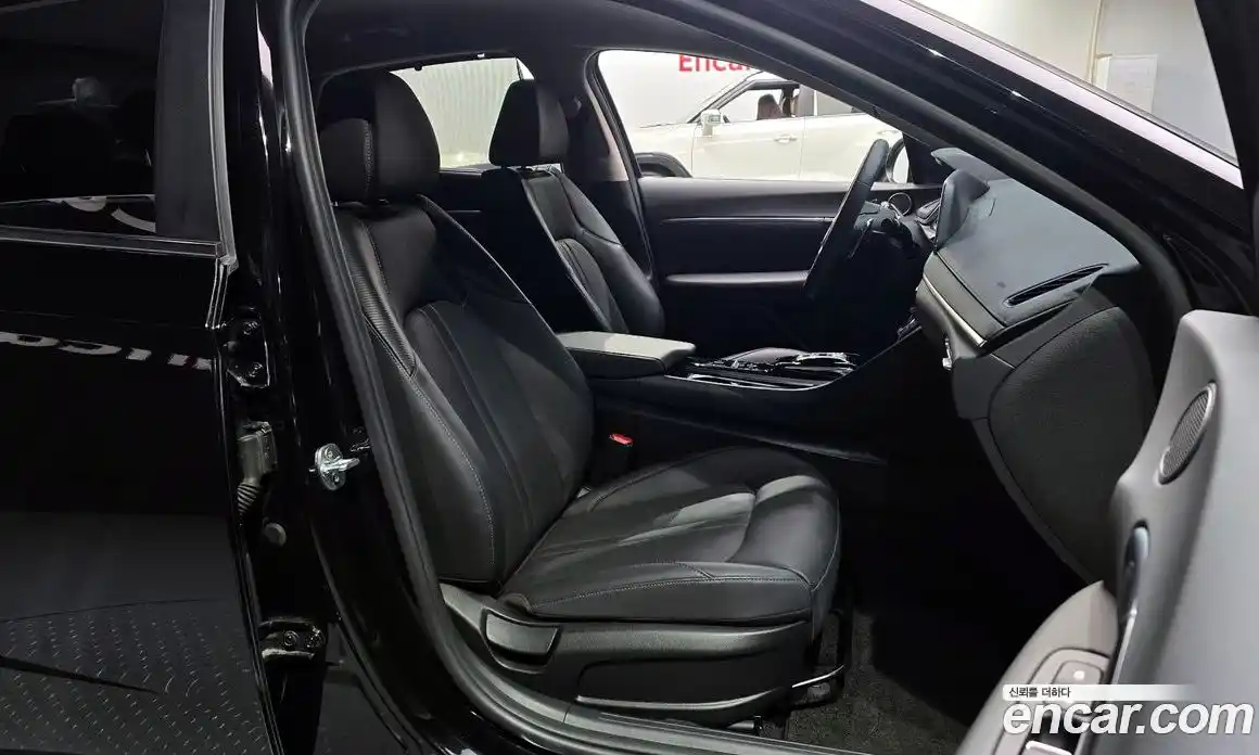 Hyundai Sonata 2021 2.0 Автомат в Москве № 7630, фото 16