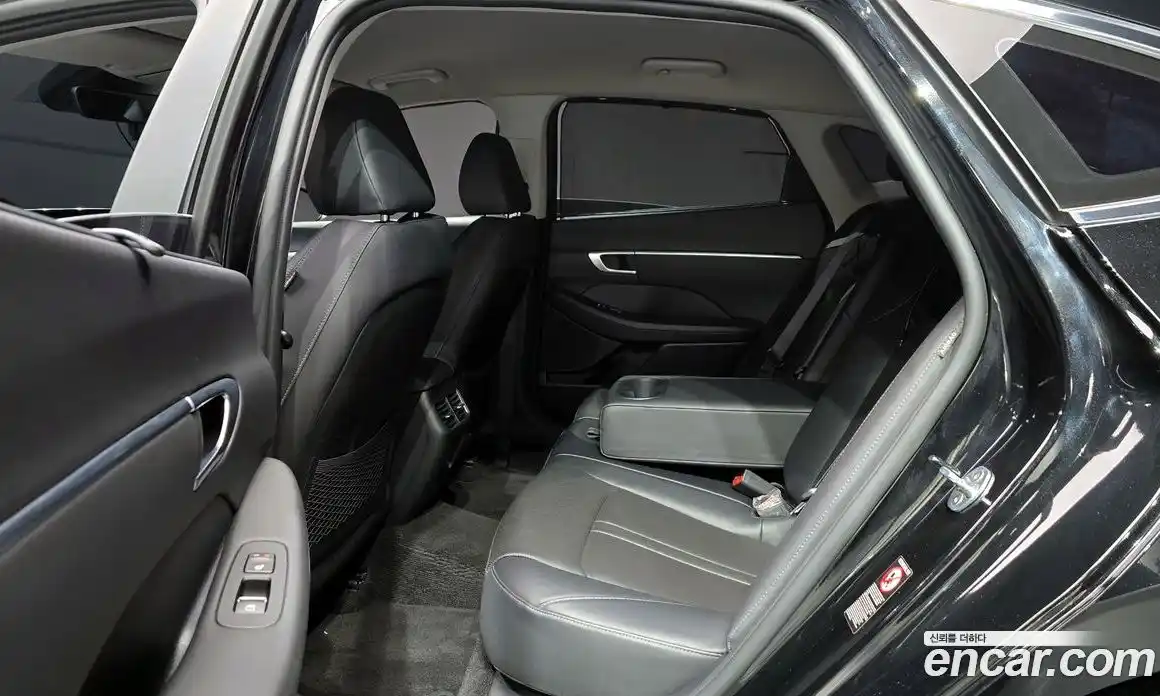 Hyundai Sonata 2021 2.0 Автомат в Москве № 7630, фото 17