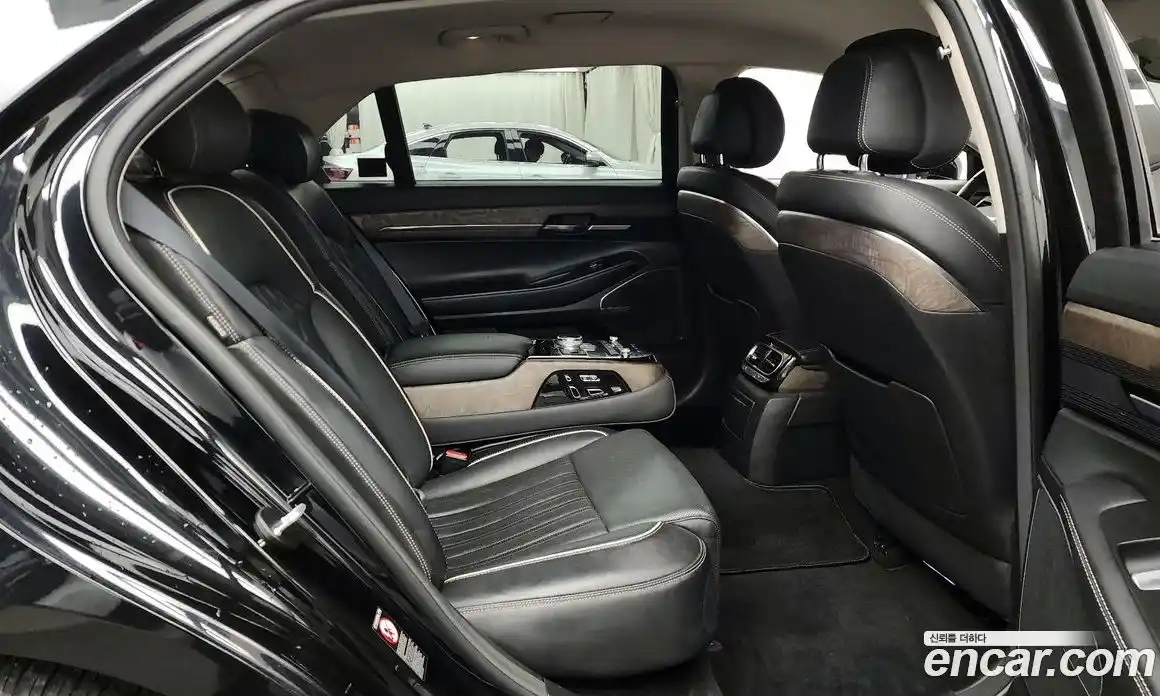 Genesis G90 2019 3.8 Автомат в Москве № 80098, фото 16