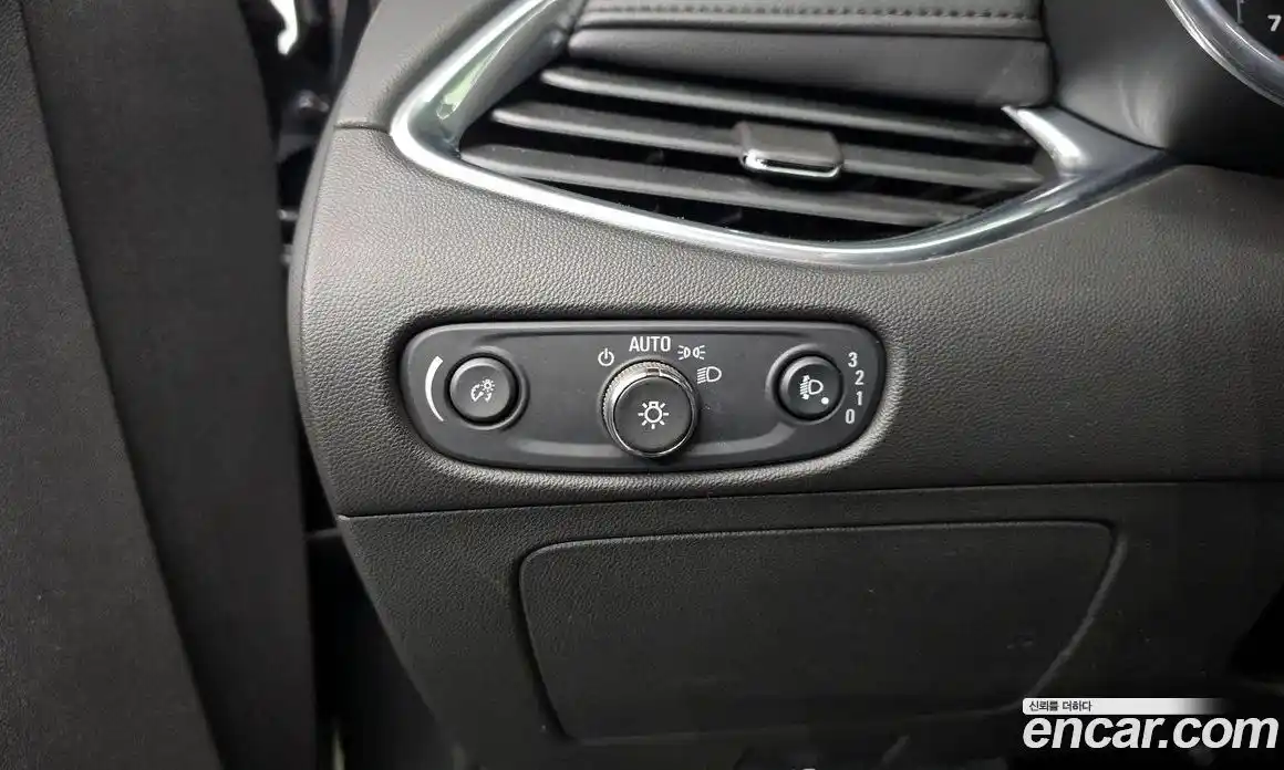 Chevrolet Malibu 2018 1.5 Автомат в Москве № 97875, фото 16