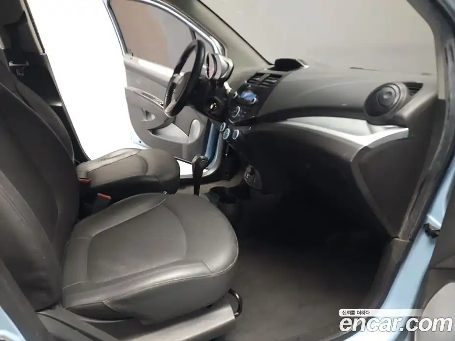 Chevrolet Spark 2014 1.0 Автомат в Москве № 104889, фото 13