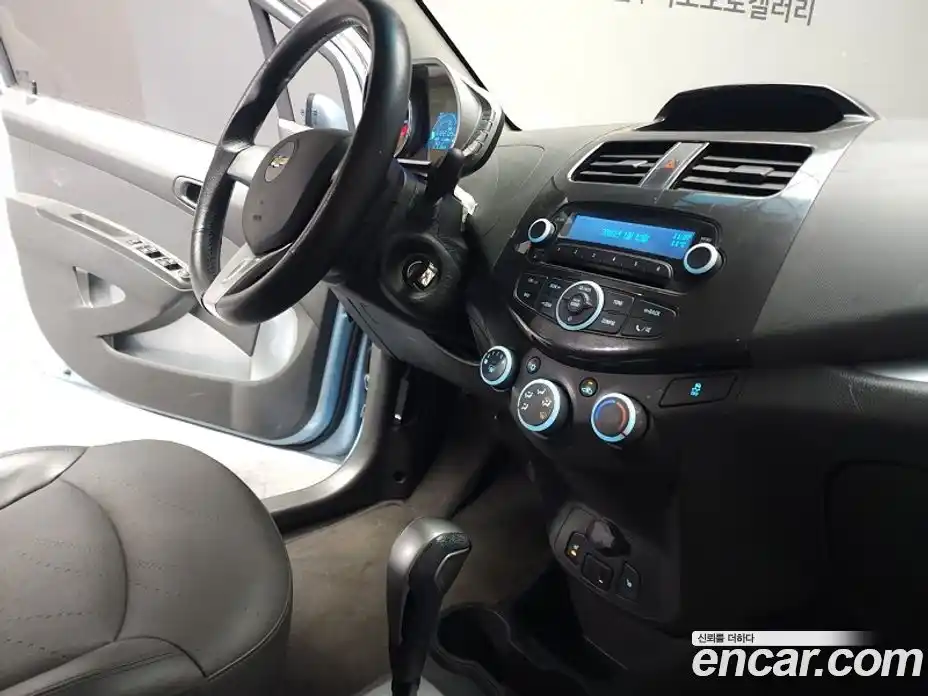 Chevrolet Spark 2014 1.0 Автомат в Москве № 104889, фото 14