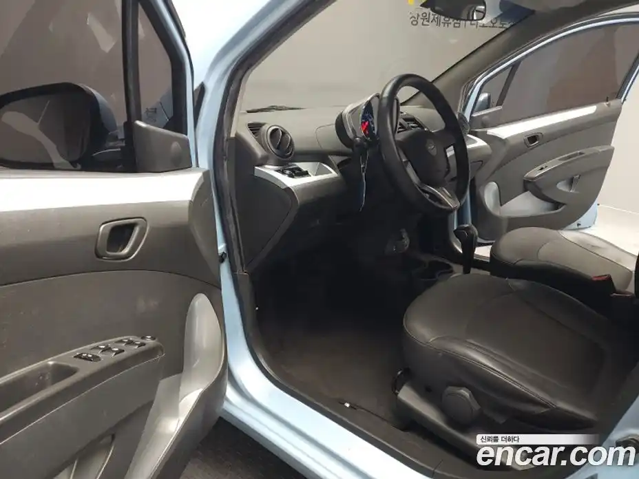 Chevrolet Spark 2014 1.0 Автомат в Москве № 104889, фото 7