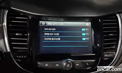 Chevrolet Trax 2018 1.4 Автомат в Москве № 105045, миниатюра 2