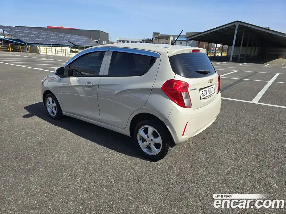 Chevrolet Spark 2016 1.0 Автомат в Москве № 105312, фото 6