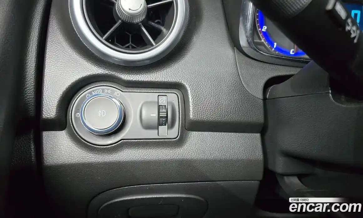 Chevrolet Trax 2016 1.6 Автомат в Москве № 105574, фото 15