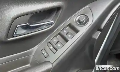 Chevrolet Trax 2016 1.6 Автомат в Москве № 105574, миниатюра 2