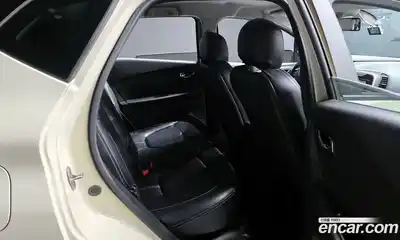 Renault QM3 2015 1.5 Автомат в Москве № 106546, миниатюра 3