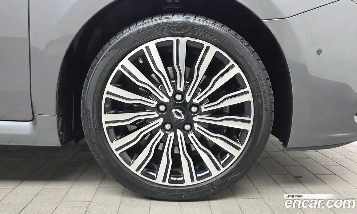 Renault SM7 2016 2.5 Автомат в Москве № 106774, фото 1