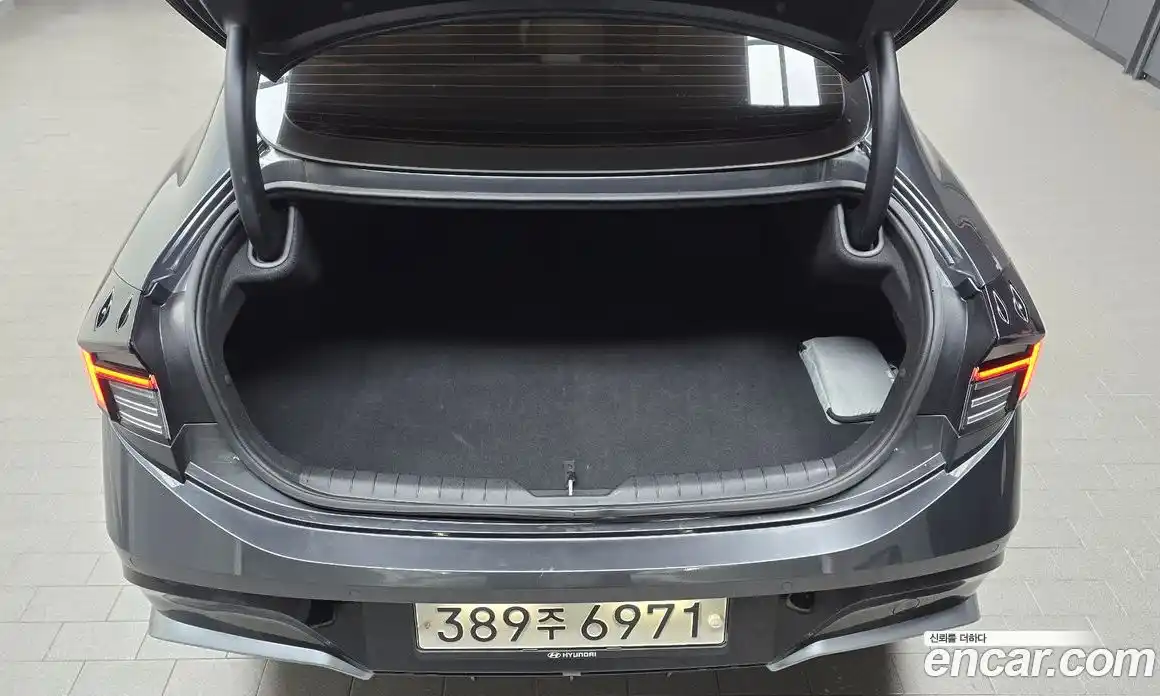 Hyundai Sonata 2024 2.0 Автомат в Москве № 111184, фото 15