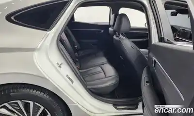 Hyundai Sonata 2022 2.0 Автомат в Москве № 117680, миниатюра 12