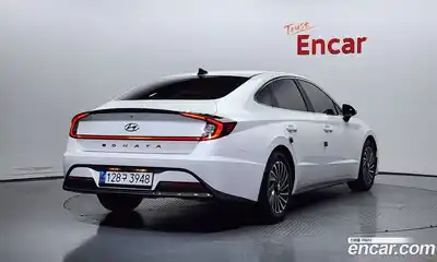 Hyundai Sonata 2022 2.0 Автомат в Москве № 117680, миниатюра 2