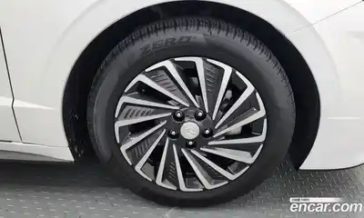 Hyundai Sonata 2022 2.0 Автомат в Москве № 117680, миниатюра 5