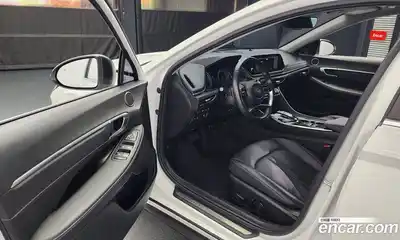 Hyundai Sonata 2022 2.0 Автомат в Москве № 117680, миниатюра 10