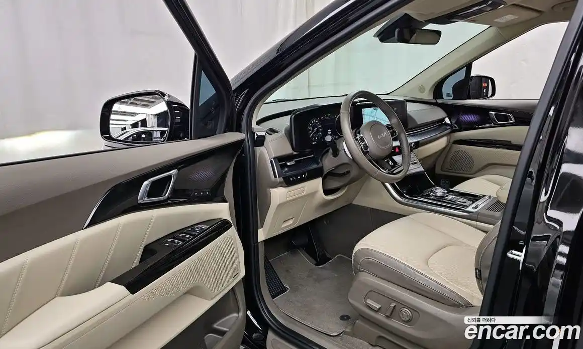 Kia Canival 2022 3.5 Автомат в Москве № 122066, фото 14