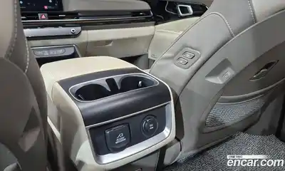 Kia Canival 2024 2.2 Автомат в Москве № 123019, миниатюра 3