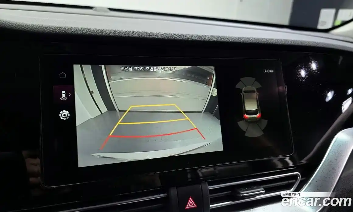 Kia Niro 2022 1.6 Автомат в Москве № 128433, фото 4