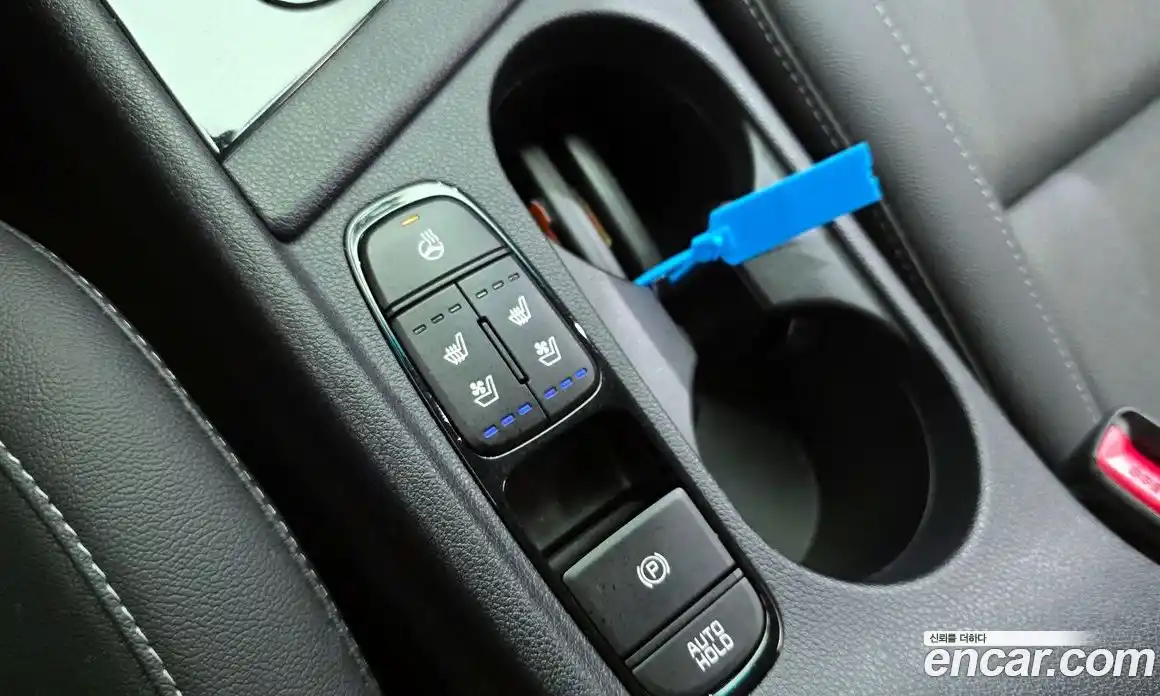 Kia Niro 2022 1.6 Автомат в Москве № 128433, фото 8