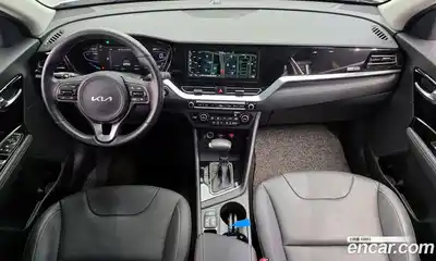 Kia Niro 2022 1.6 Автомат в Москве № 128433, миниатюра 9